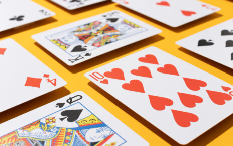 定番だけじゃない!オンカジで遊べるトランプゲームの種類を詳しく紹介