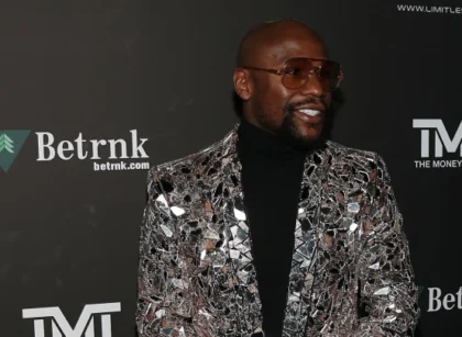 ベットランクのアンバサダー メイウェザーの年収は？お金がないって本当？